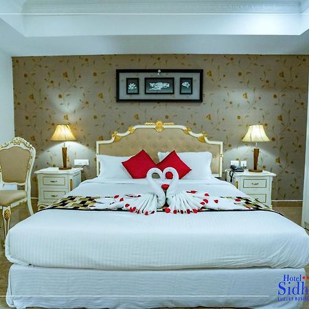 Kizhake Chālakudi Hotel Sidhartha Chalakudy מראה חיצוני תמונה