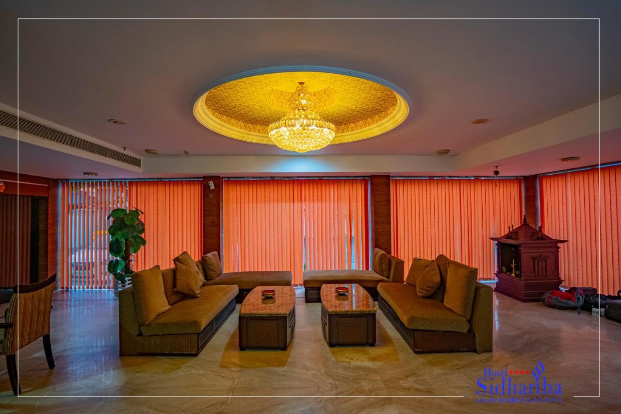 Kizhake Chālakudi Hotel Sidhartha Chalakudy מראה חיצוני תמונה