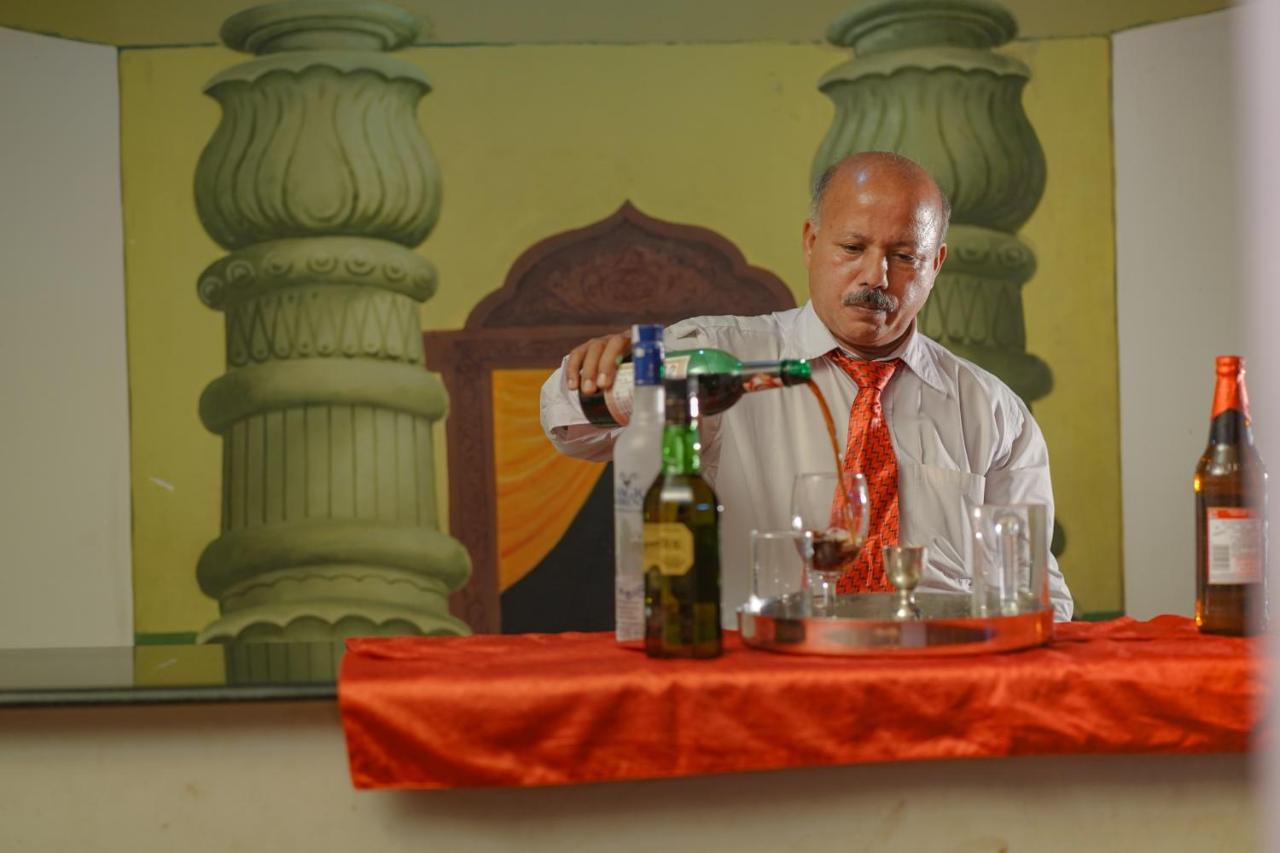 Kizhake Chālakudi Hotel Sidhartha Chalakudy מראה חיצוני תמונה